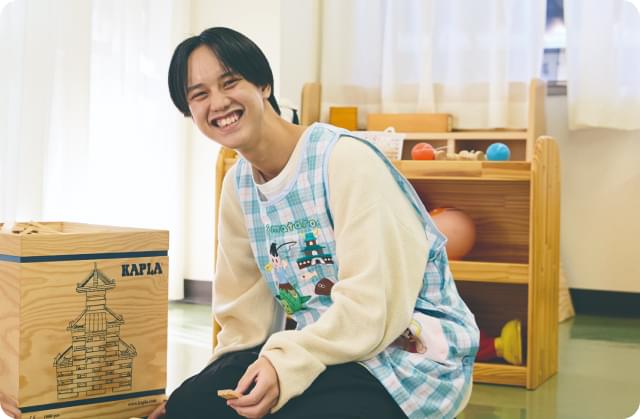 学生の明石 雄生さん